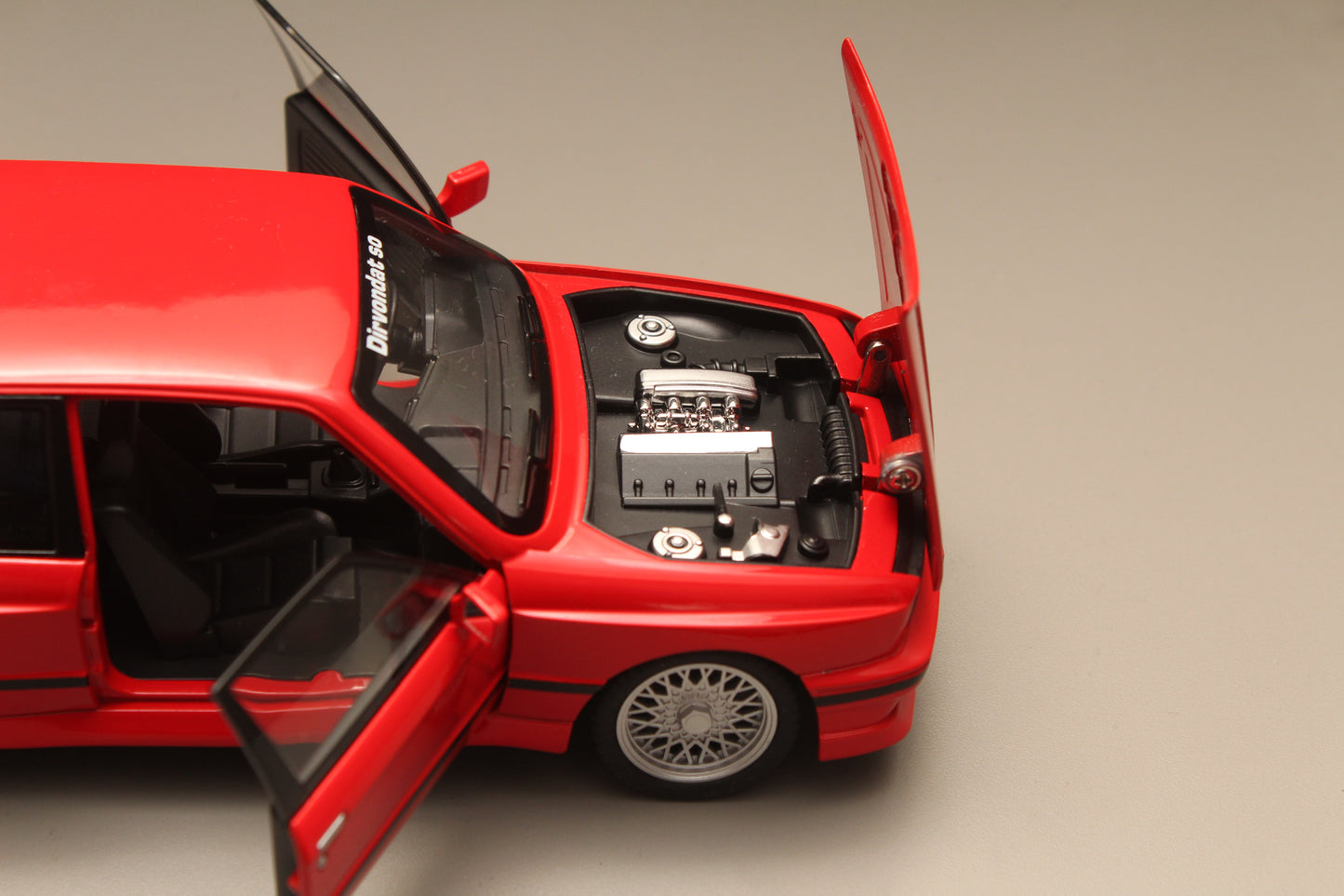 1:24 BMW E30 M3 High Quality Diecast (Red) - Kunju Vandi