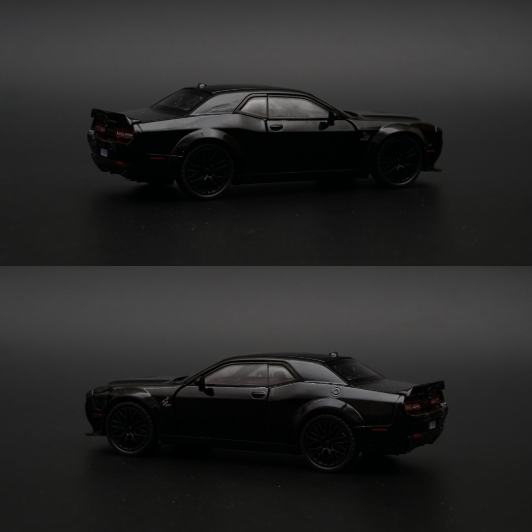1:32 Dodge Challenger with Lights , Black - Kunju Vandi