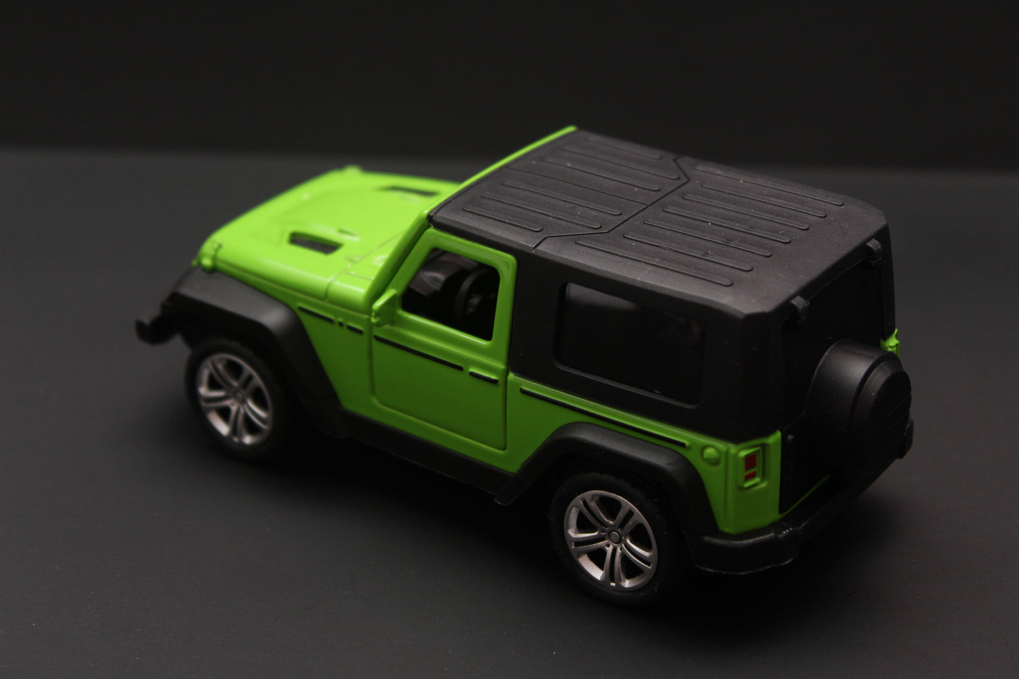 1:32 Jeep Green Diecast - Kunju Vandi