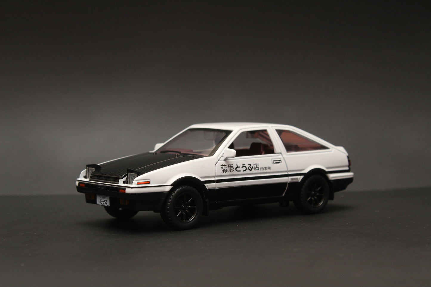 1:32 Toyota Trueno AE86 Diecast (White/black) - Kunju Vandi