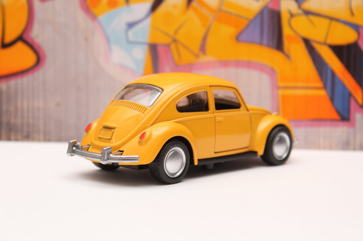 1:36 Beetle Metal Body Yellow - Kunju Vandi