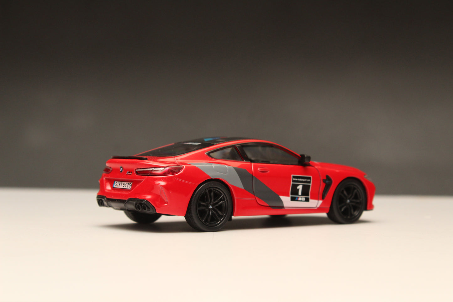 1:38 kinsmart BMW M8 Competition (Red), High Quality Diecast Car - Kunju Vandi