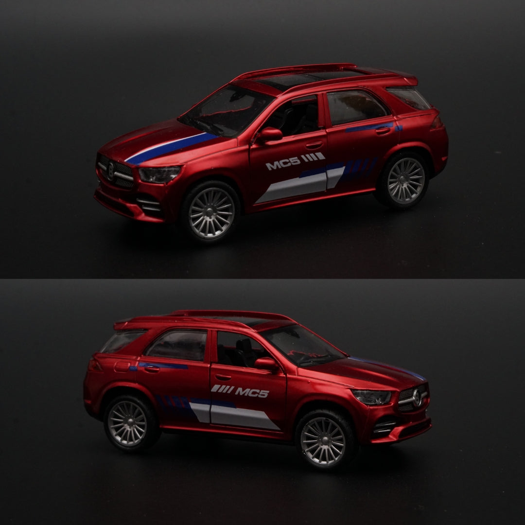 1:43 Benz Diecast Red Strips - Kunju Vandi