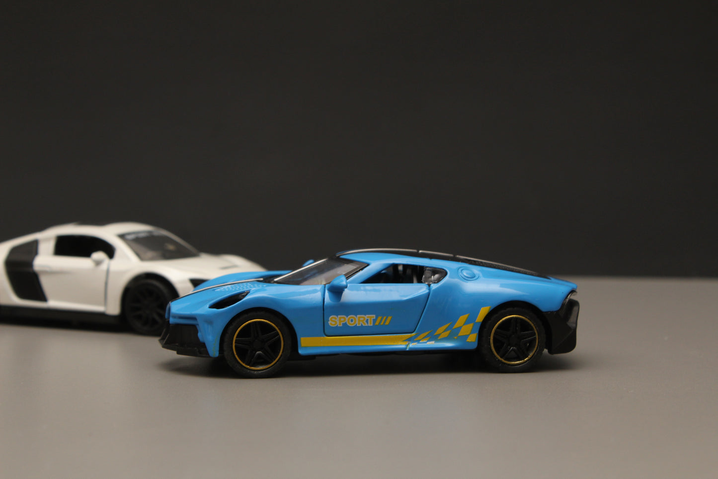 1:43 Bugatti , Audi Diecast Combo - Kunju Vandi