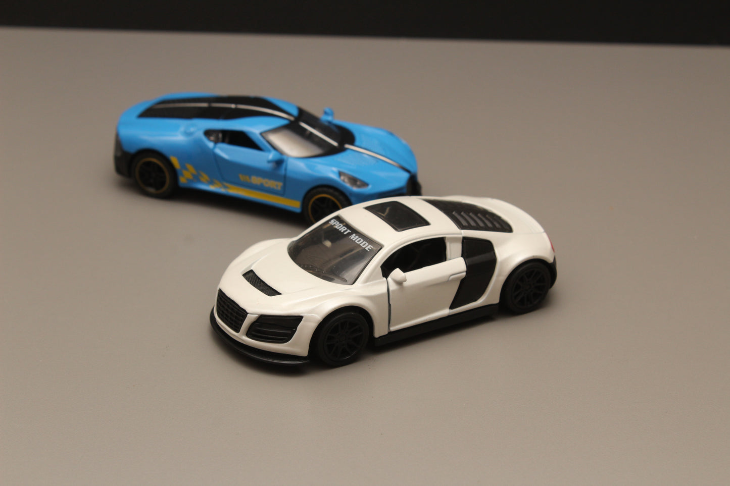 1:43 Bugatti , Audi Diecast Combo - Kunju Vandi