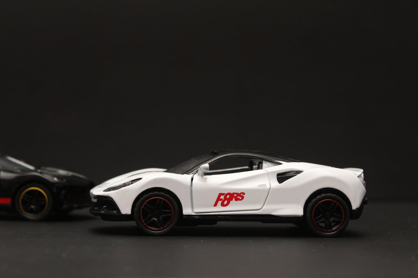 1:43 Ferrari , Bugatti Diecast Combo - Kunju Vandi