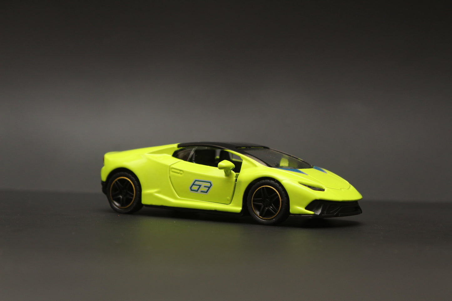 1:43 Lamborghini Metal Body Green/B - Kunju Vandi