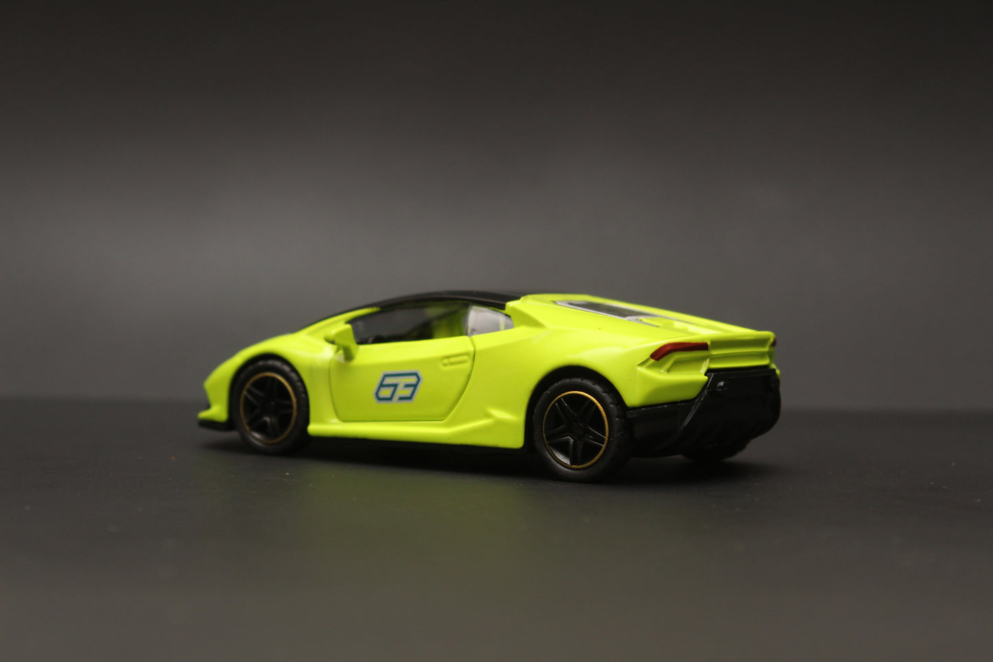 1:43 Lamborghini Metal Body Green/B - Kunju Vandi