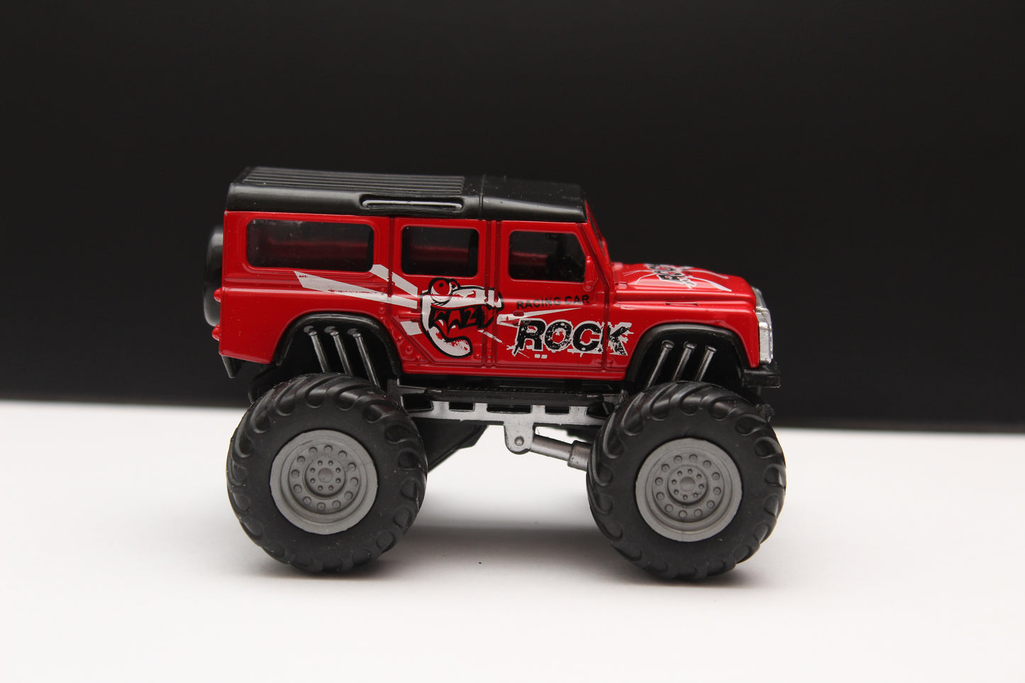 1:43 Offroad Red - Kunju Vandi