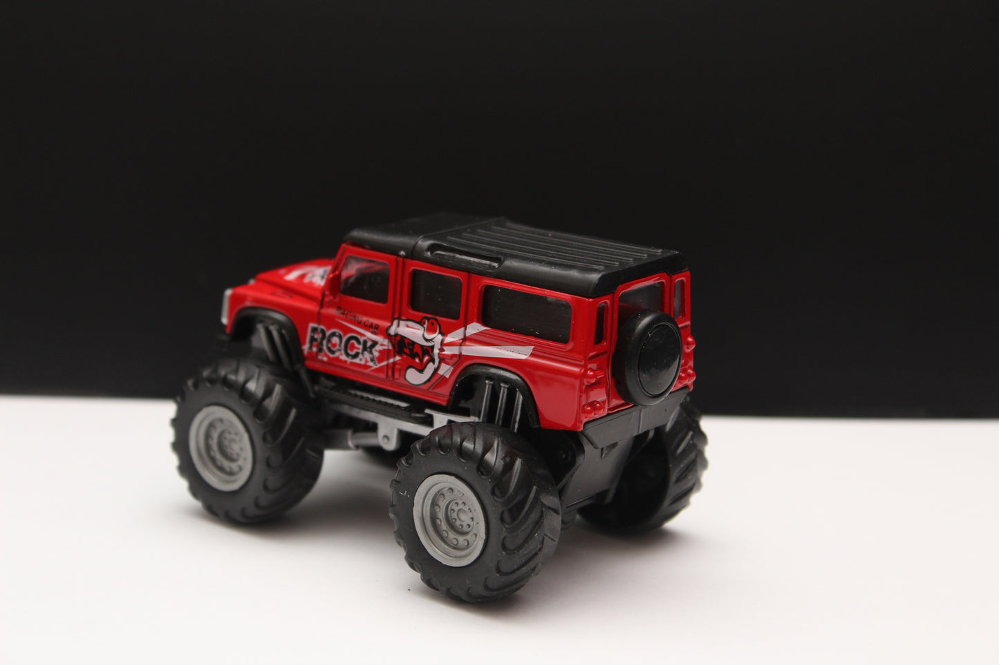 1:43 Offroad Red - Kunju Vandi