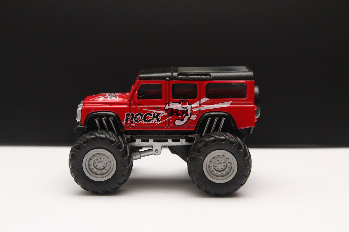 1:43 Offroad Red - Kunju Vandi