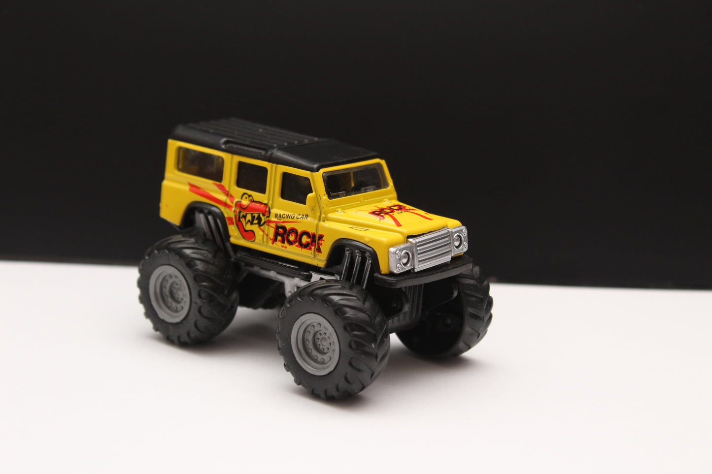 1:43 Offroad Yellow - Kunju Vandi