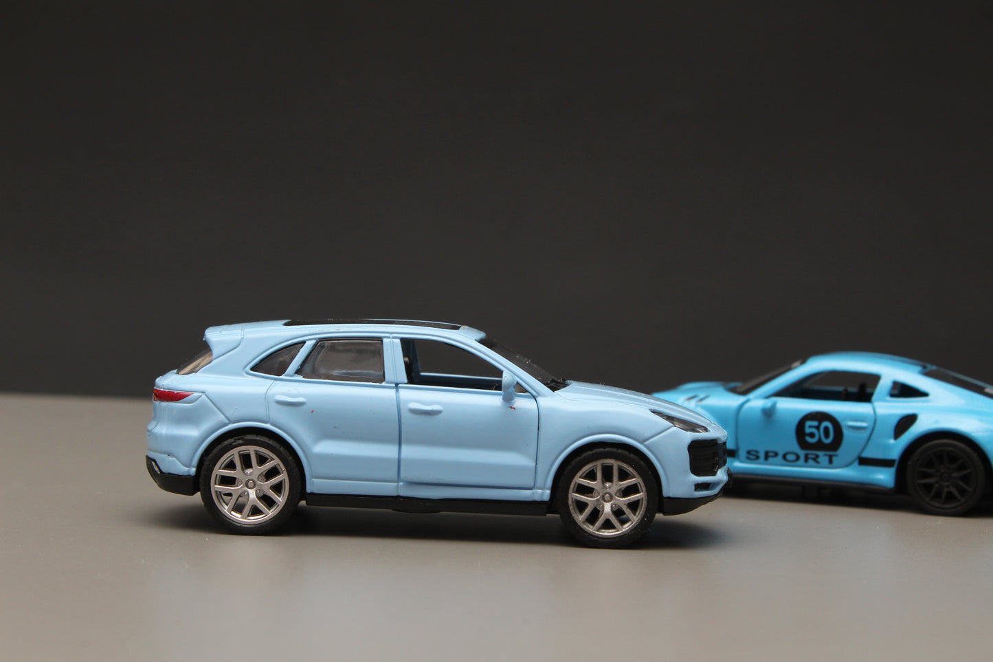 1:43 Porsche diecast Combo - Kunju Vandi