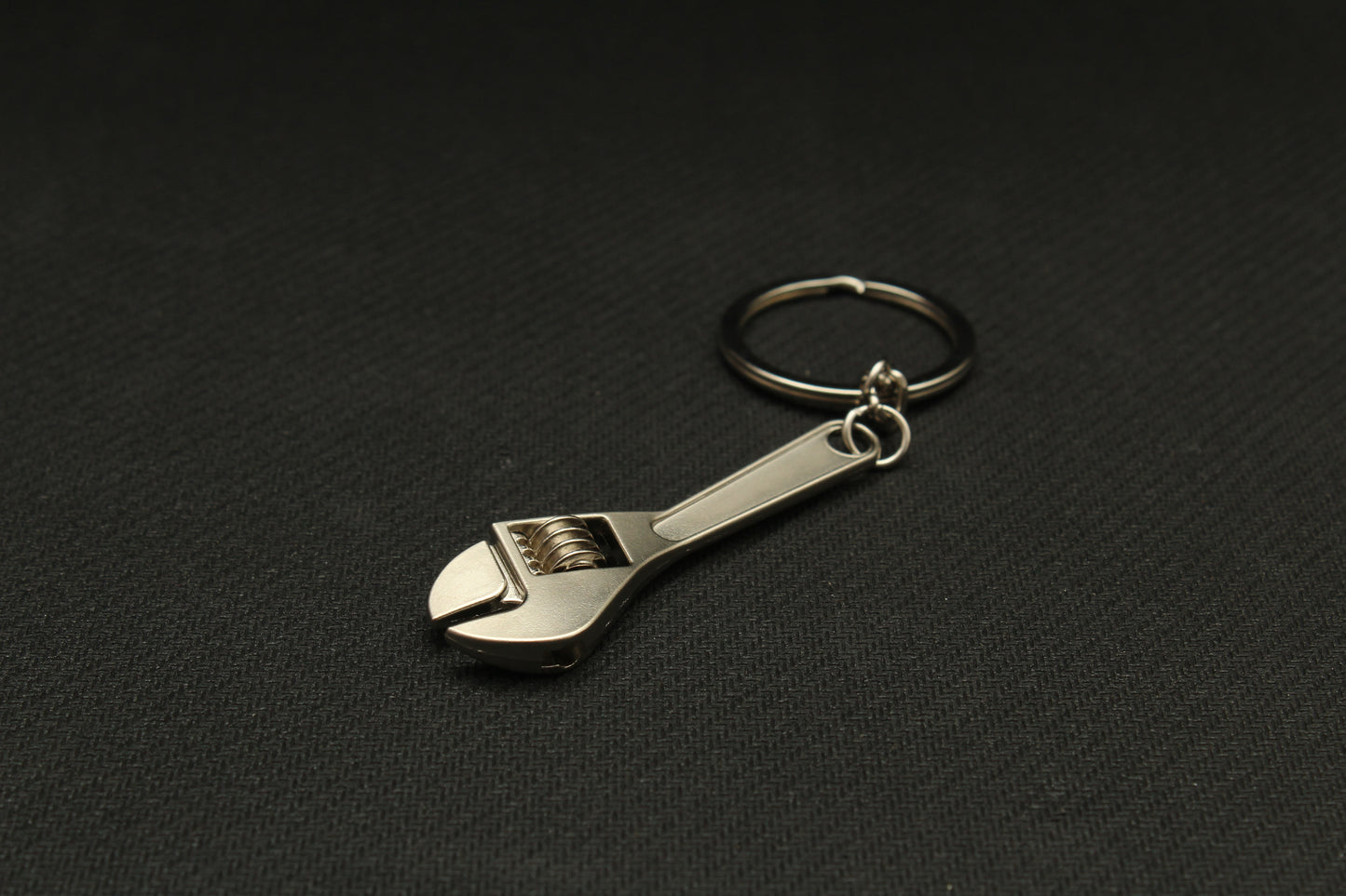 Car parts Keychain (Metal) - Kunju Vandi