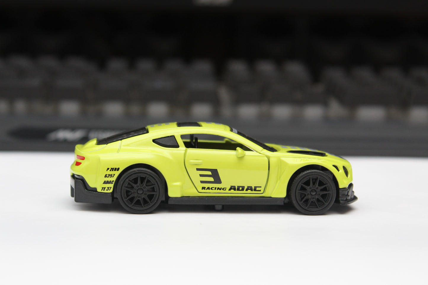 1:43 Bentley Audi Diecast Combo - Kunju Vandi