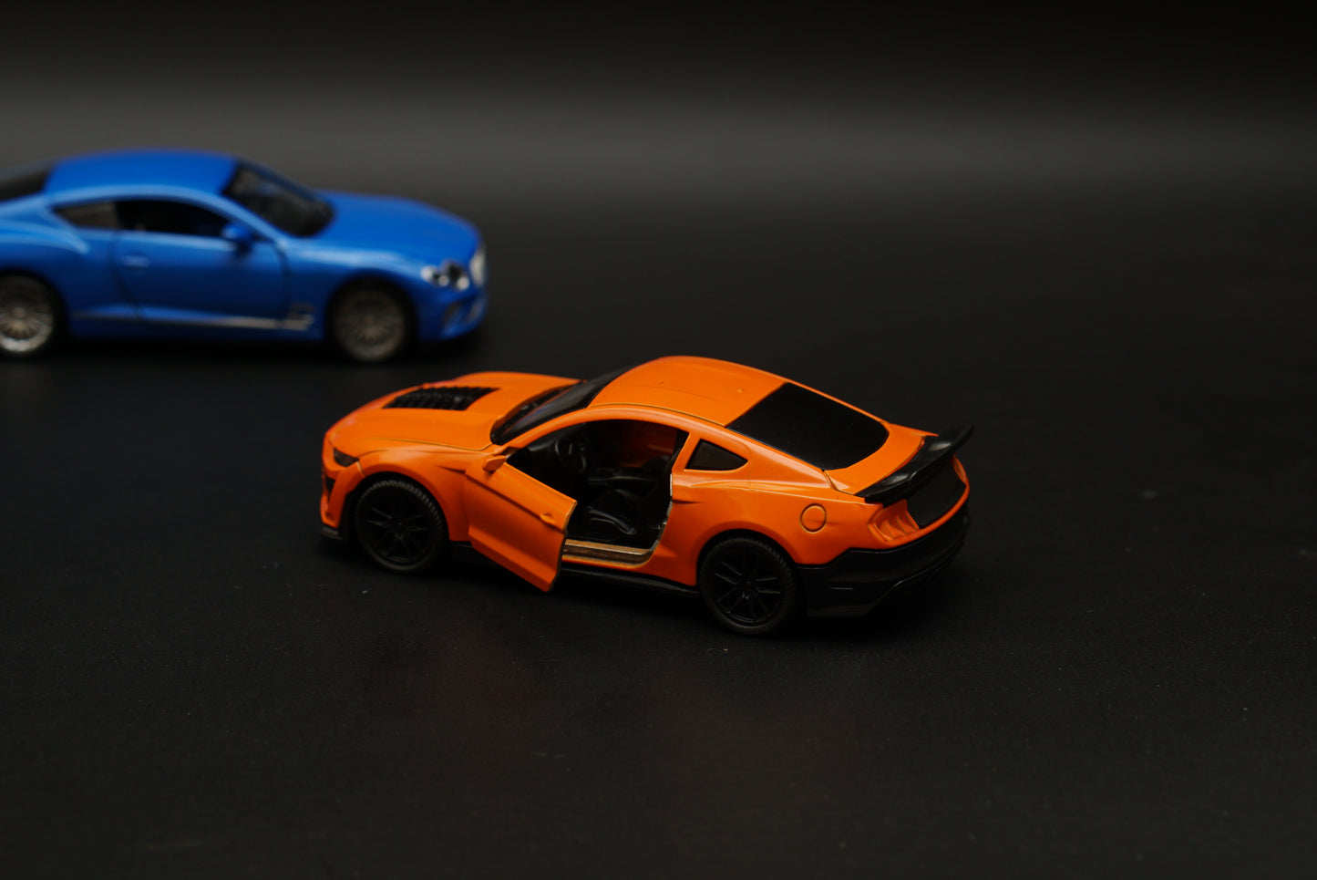 1:36 Bentley , Mustang Diecast Combo (Blue, Orange)