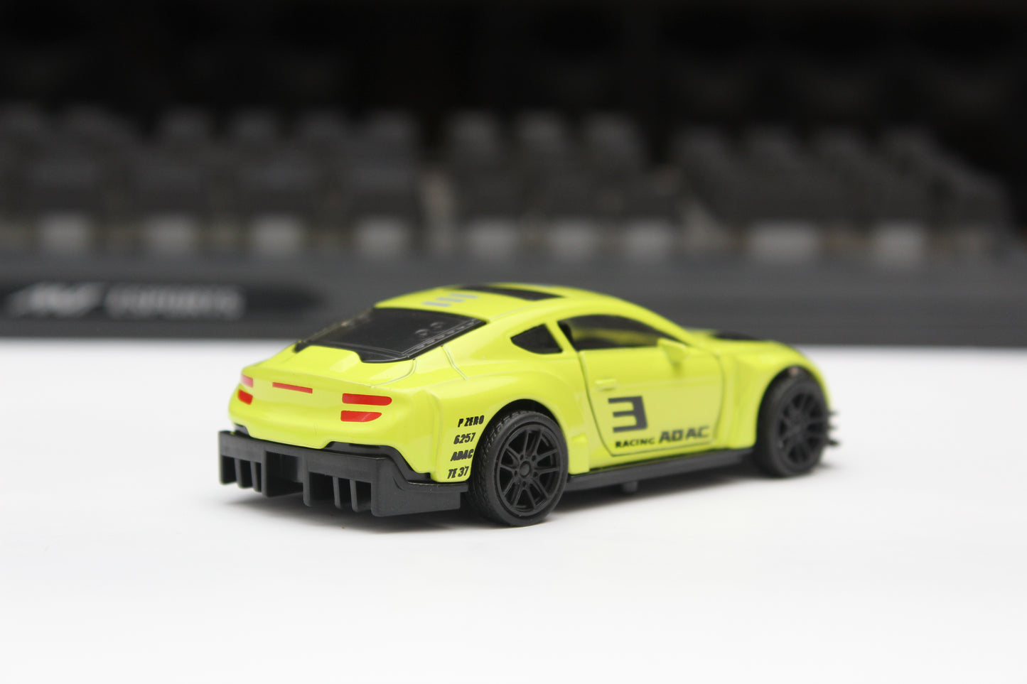 1:43 Bentley Audi Diecast Combo - Kunju Vandi
