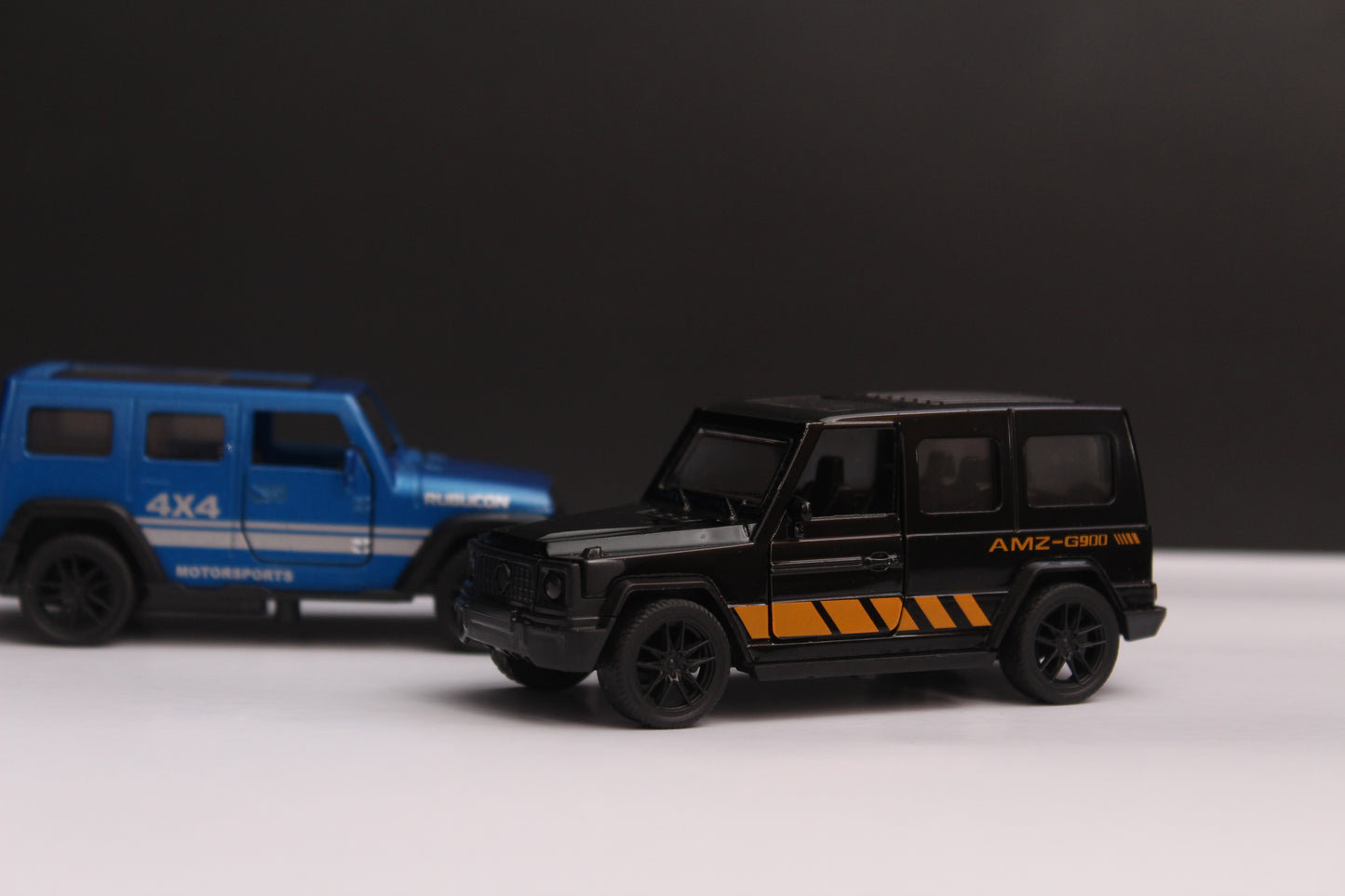 1:43 Gwagon , Rubicon Diecast Combo - Kunju Vandi