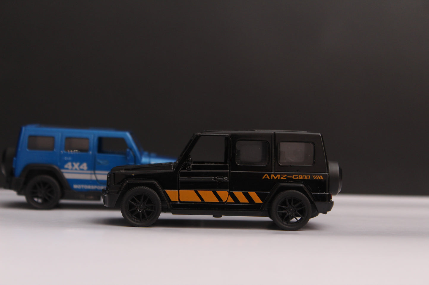 1:43 Gwagon , Rubicon Diecast Combo - Kunju Vandi