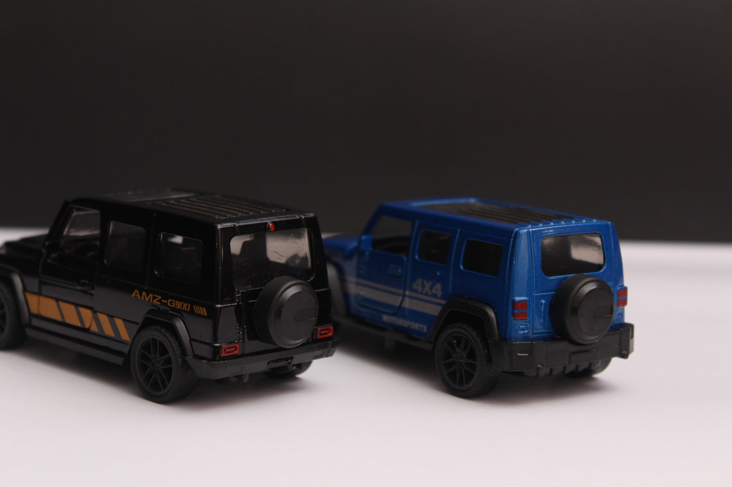 1:43 Gwagon , Rubicon Diecast Combo - Kunju Vandi
