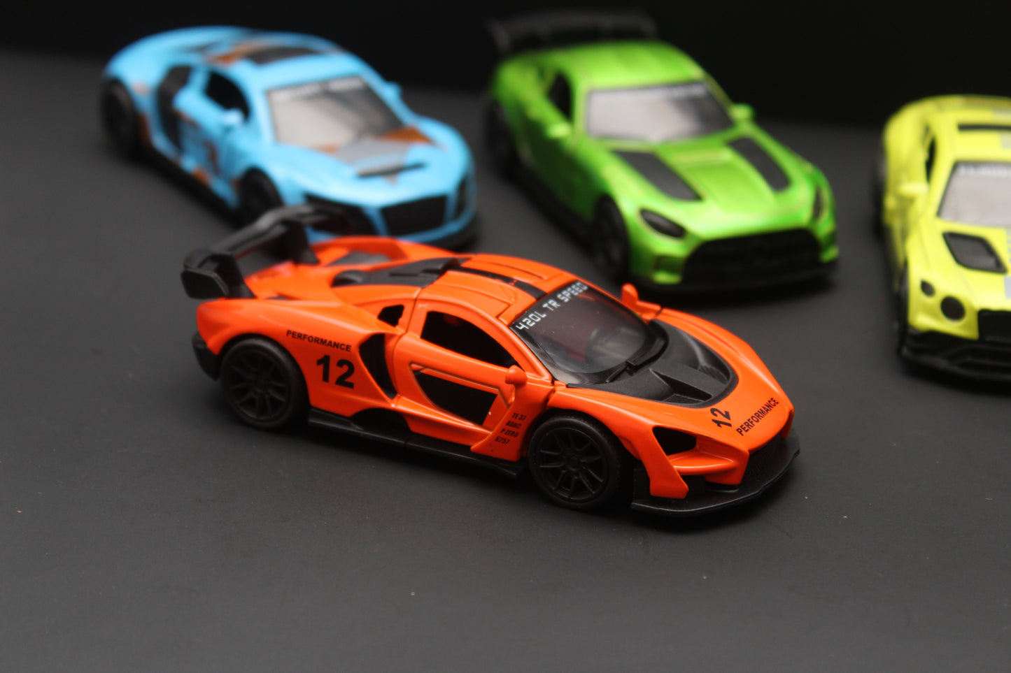 1:43 4Pcs Diecast Combo - Kunju Vandi