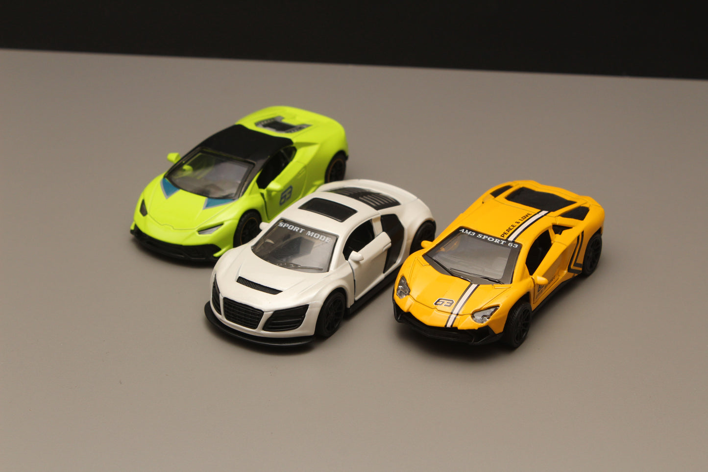 1:43 Audi, Lambo diecast combo - Kunju Vandi
