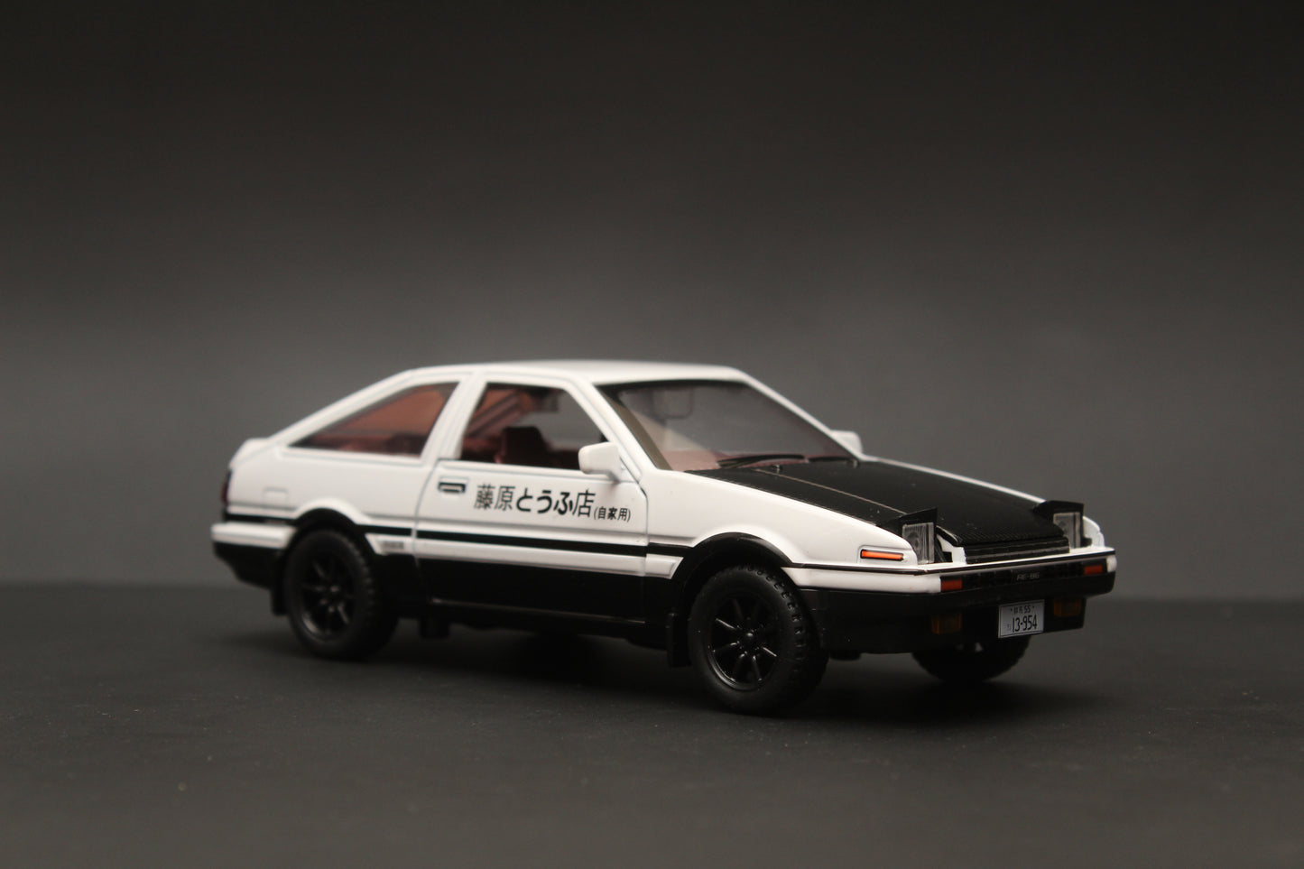 1:32 Toyota Trueno AE86 Diecast (White/black) - Kunju Vandi