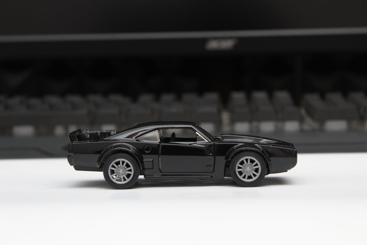 1:36 dodge Diecast Black - Kunju Vandi