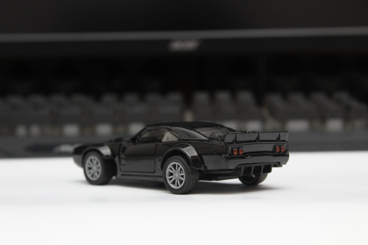 1:36 dodge Diecast Black - Kunju Vandi