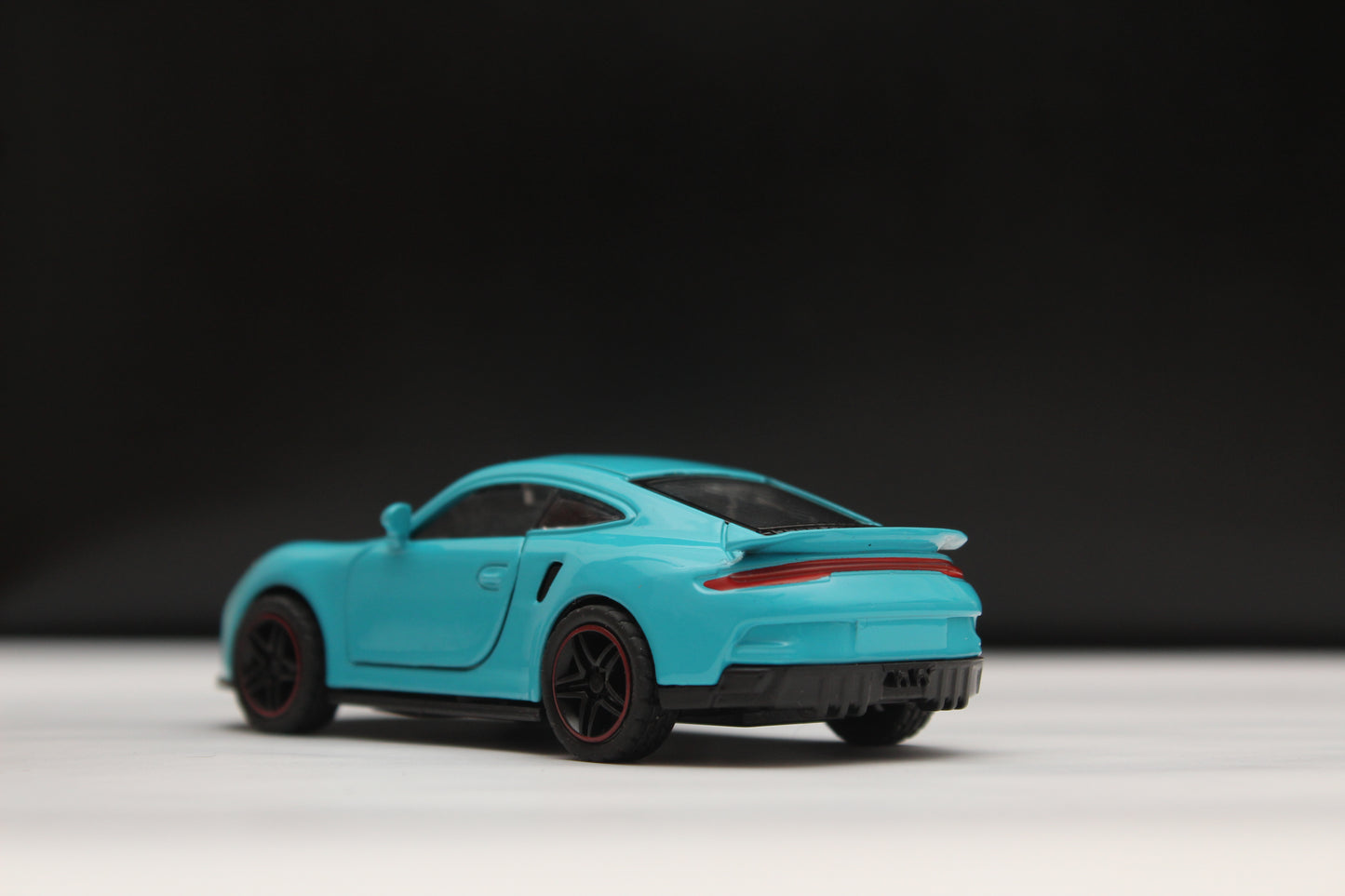 1:43 Porsche Blue Metal Body