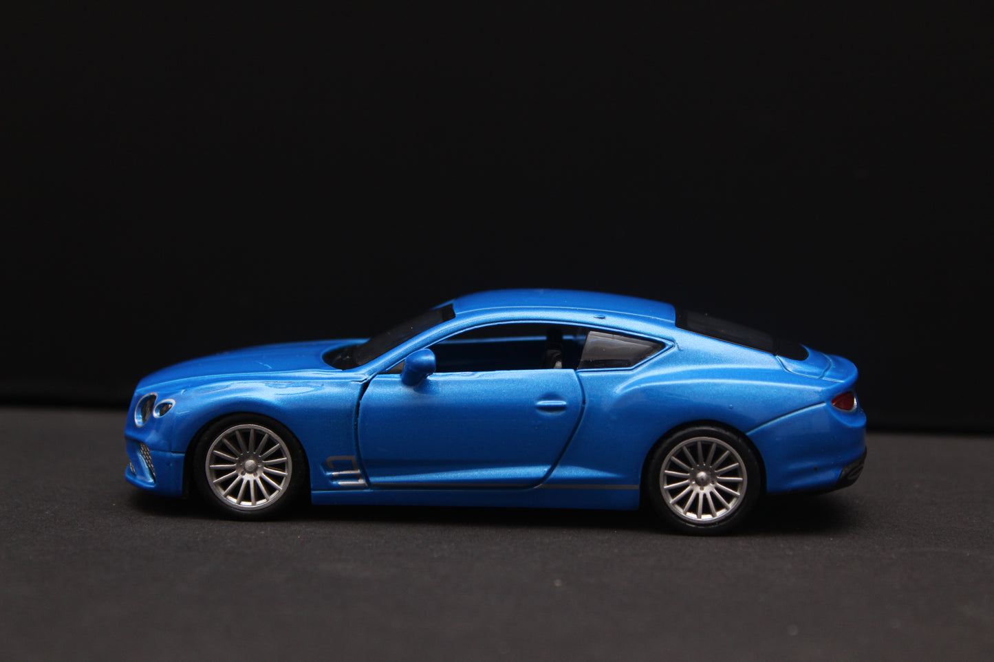 Beetle , Bentley Diecast Combo -  Kunju Vandi