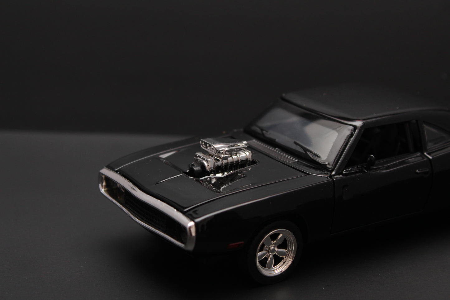 1:32 Dodge Charger Diecast (Black) - Kunju Vandi