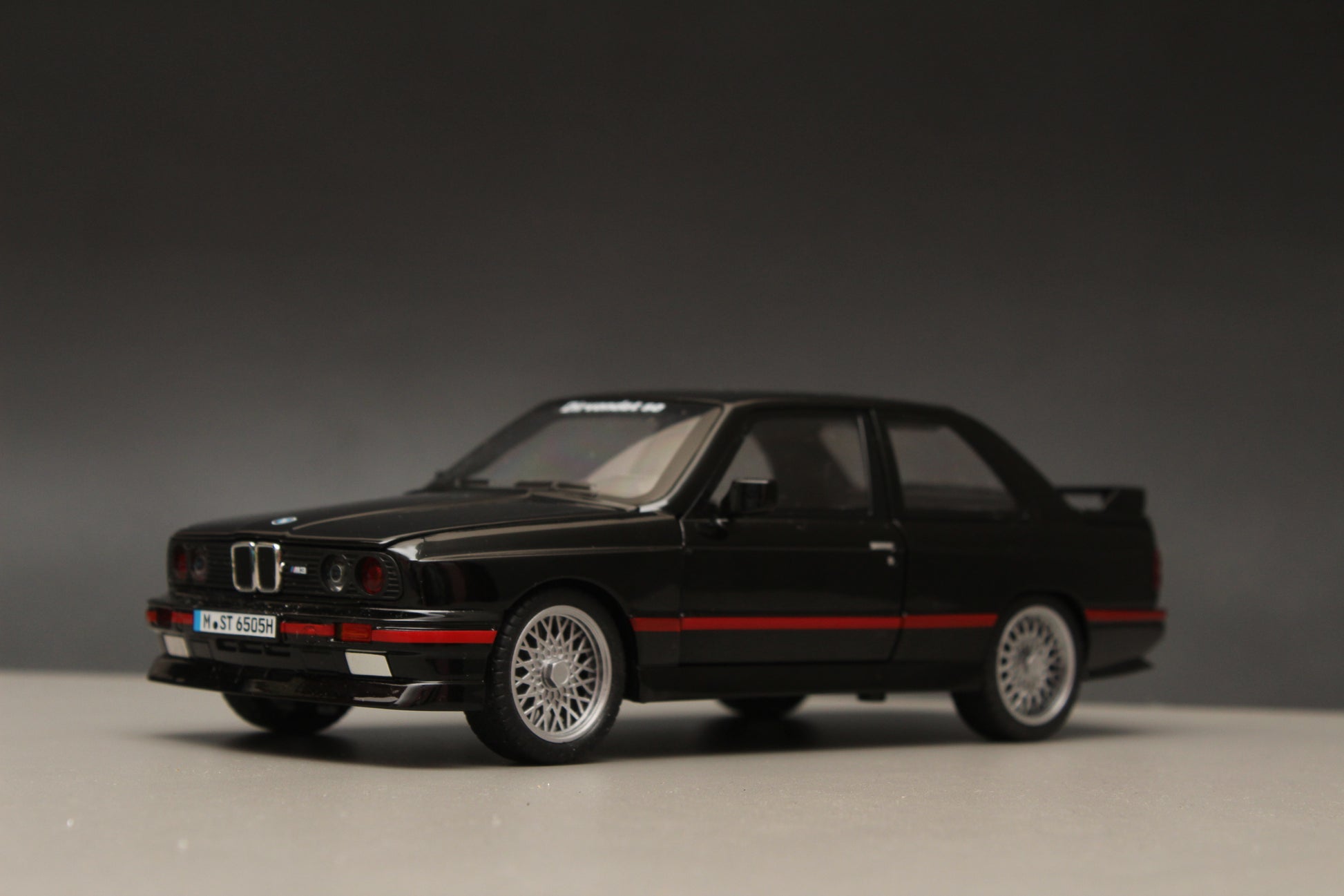 1:24 BMW E30 M3 High Quality Diecast (Black) -  Kunju Vandi  