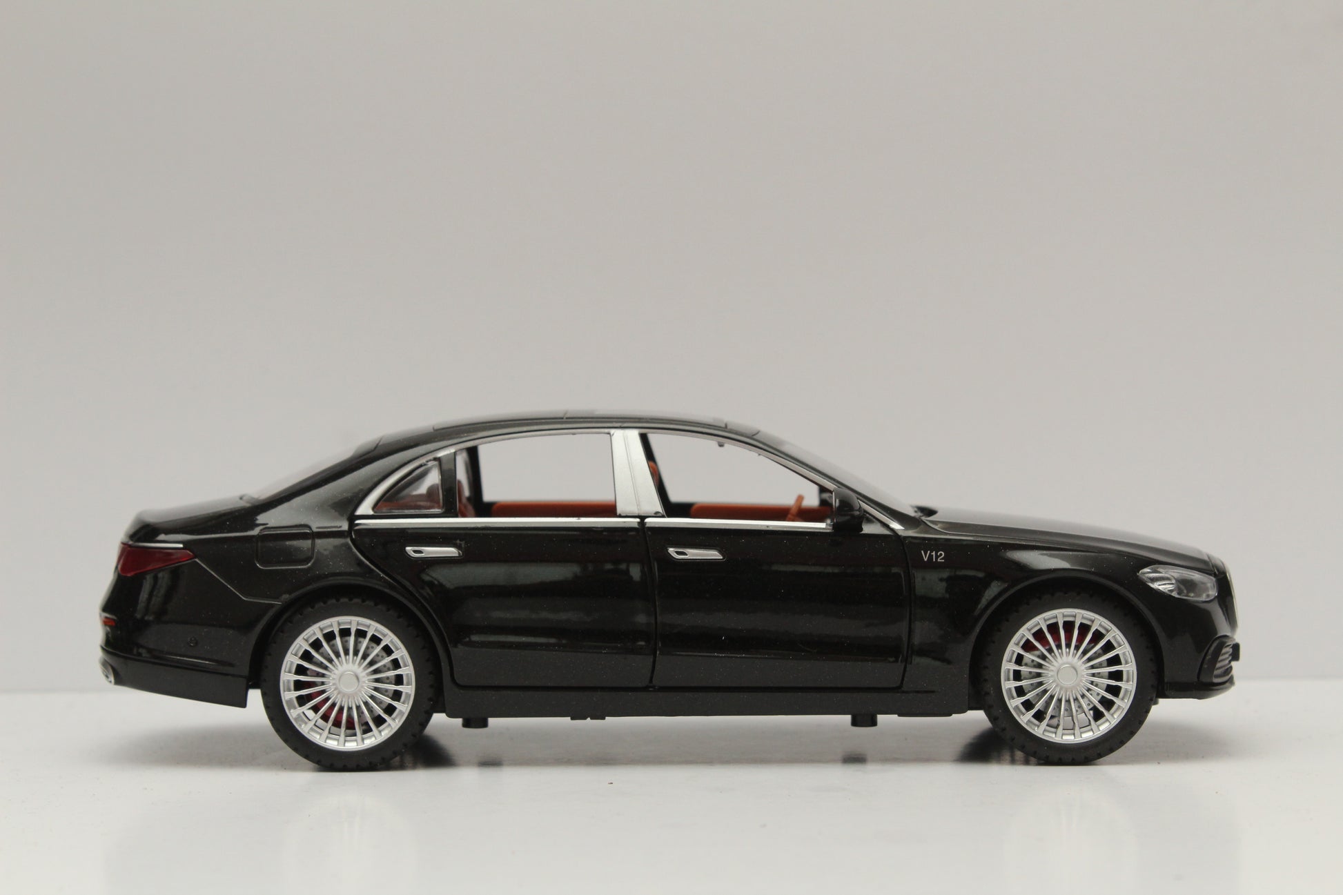 1:24 Benz S Class , Premium Quality Diecast -  Kunju Vandi  