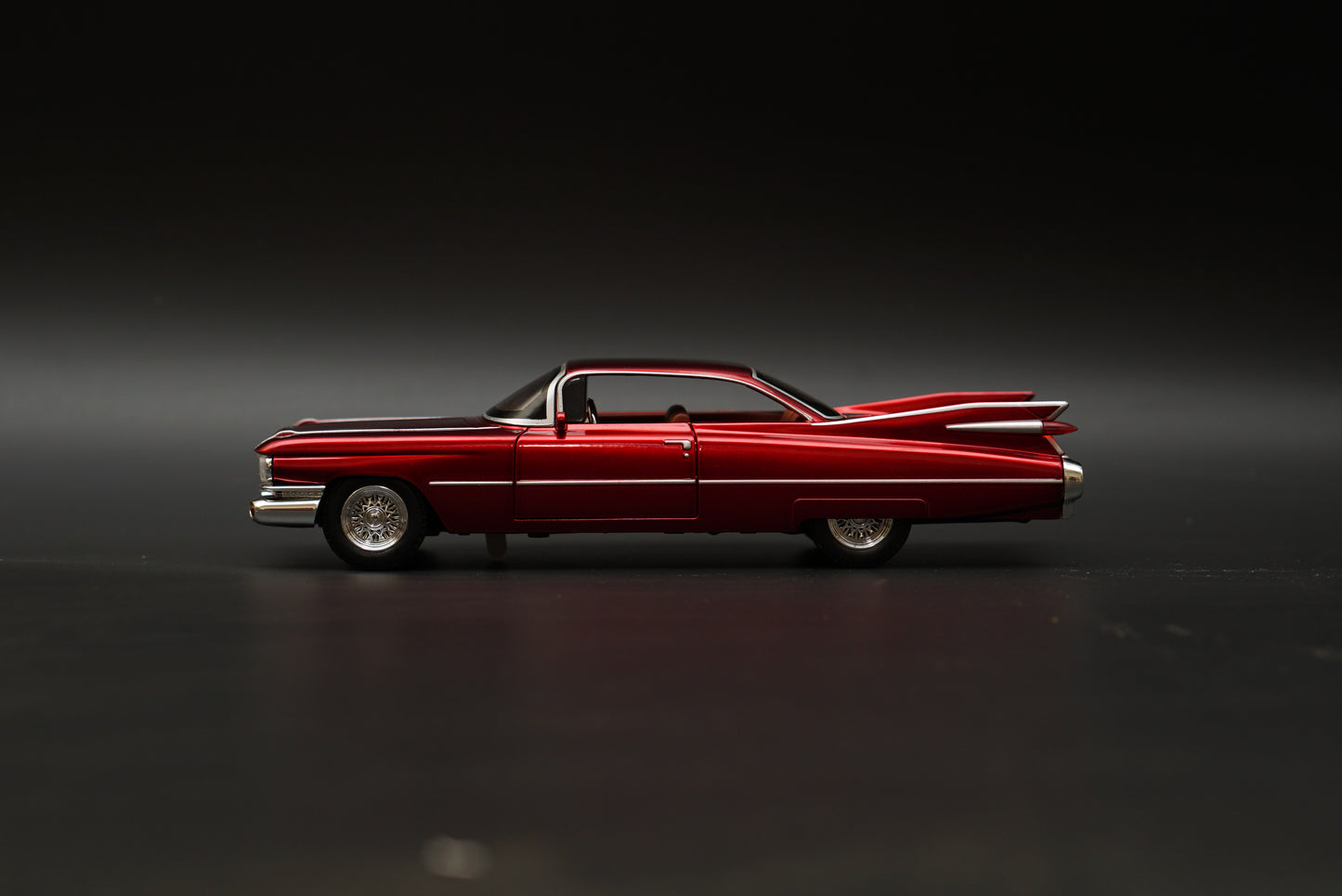 1:24 Cadillac Eldorado, Premium Quality , Red -  Kunju Vandi  