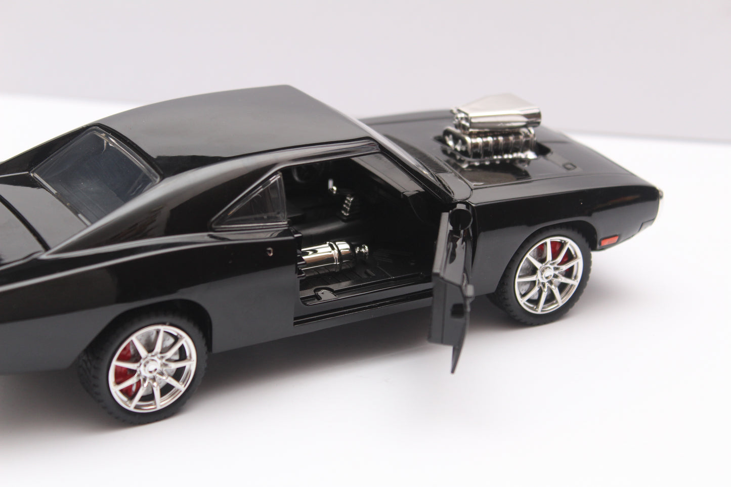 1:24 Dodge Charger High Quality Diecast -  Kunju Vandi  