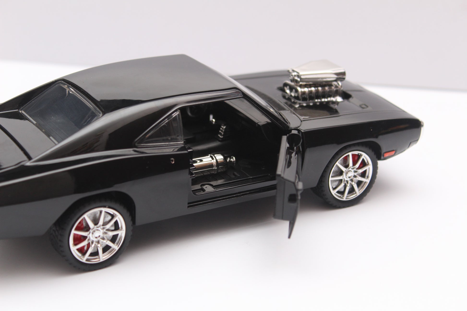 1:24 Dodge Charger High Quality Diecast -  Kunju Vandi  