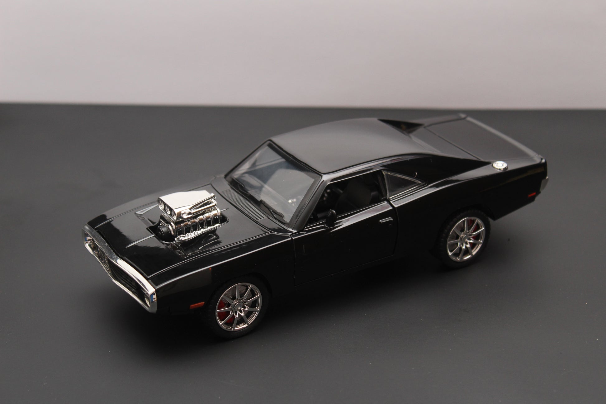 1:24 Dodge Charger High Quality Diecast -  Kunju Vandi  