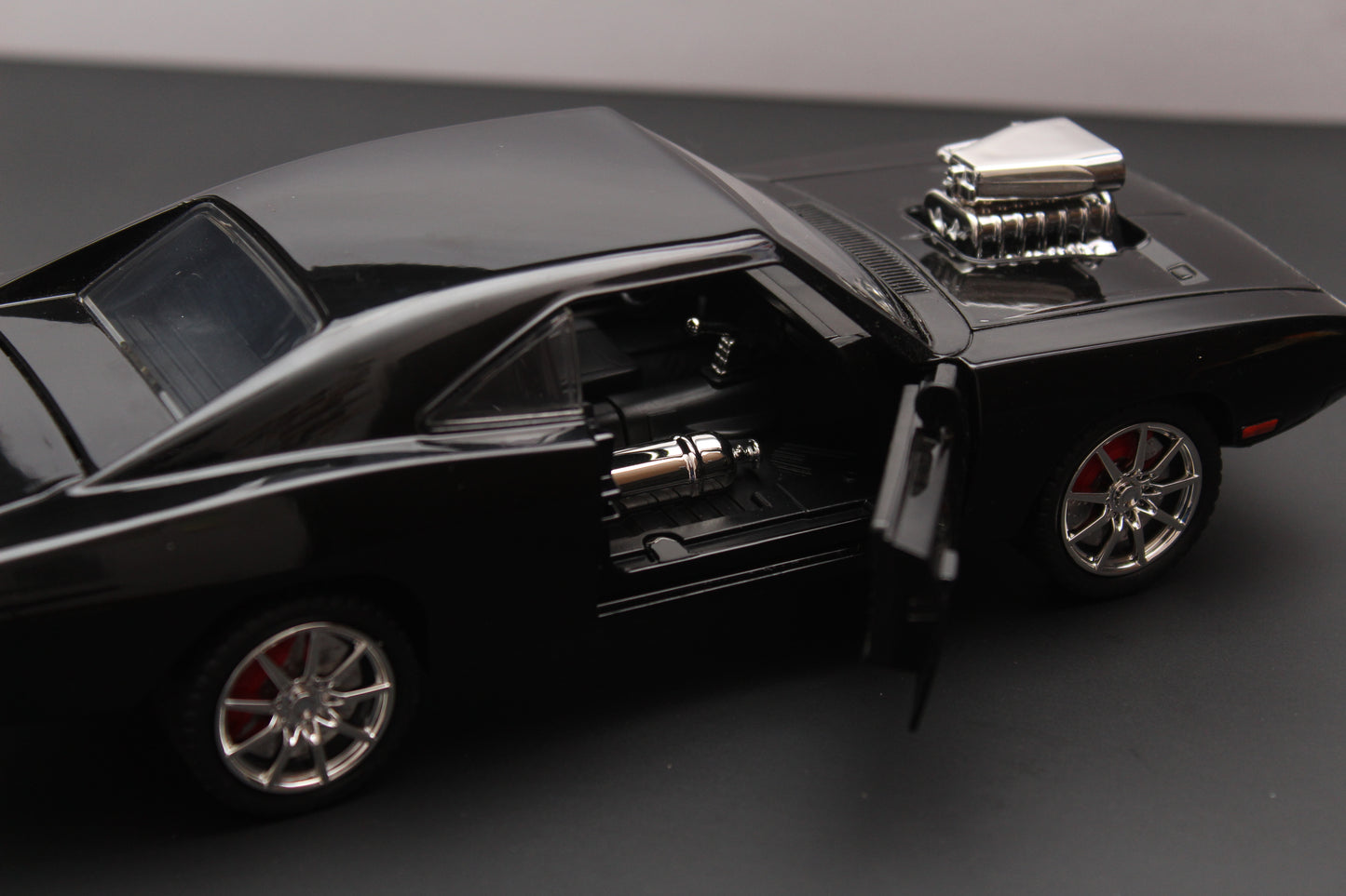 1:24 Dodge Charger High Quality Diecast -  Kunju Vandi  