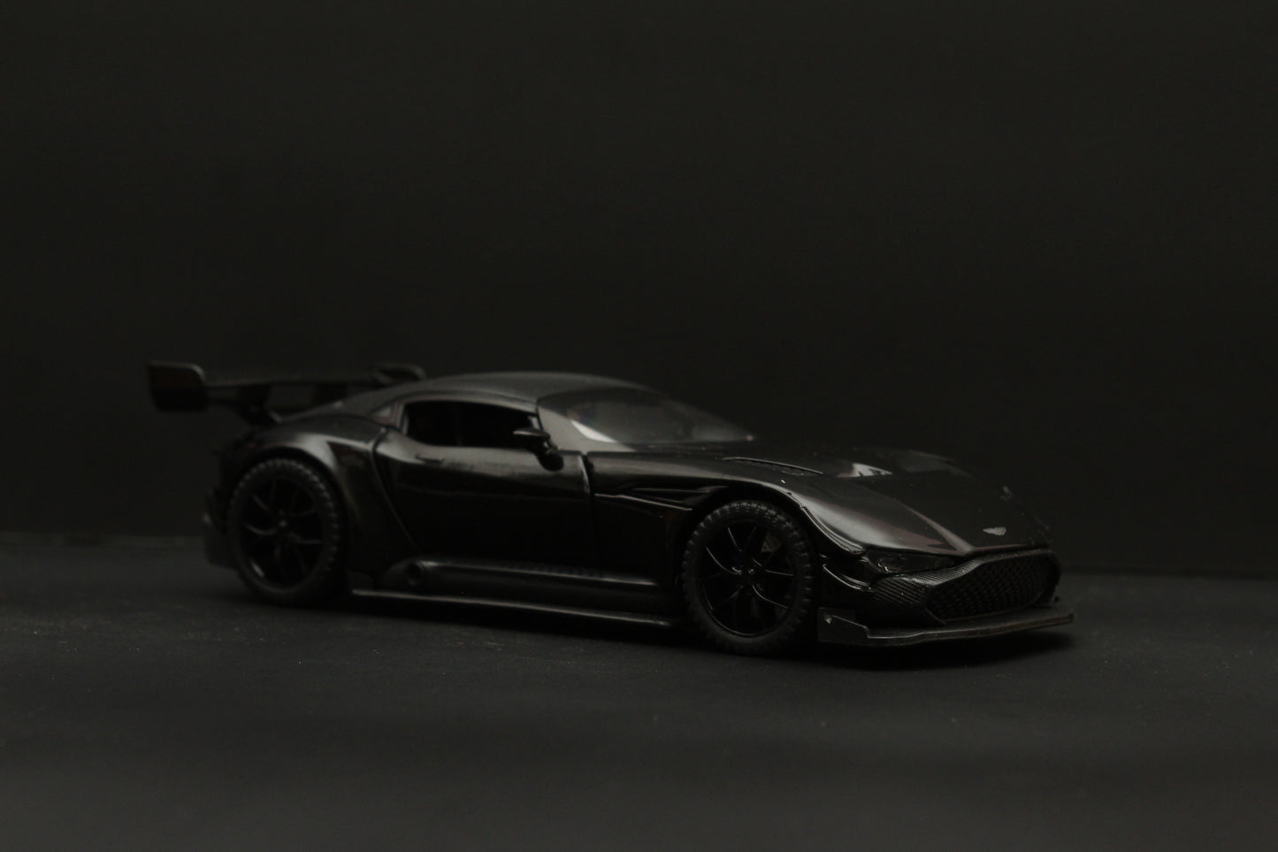 1:32 Aston Martin Vulcan Black -  Kunju Vandi  
