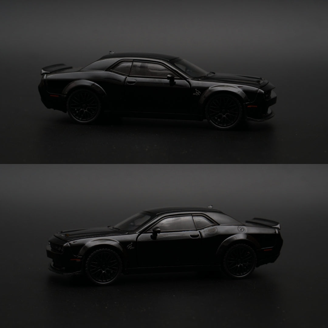 1:32 Dodge Challenger with Lights , Black -  Kunju Vandi  