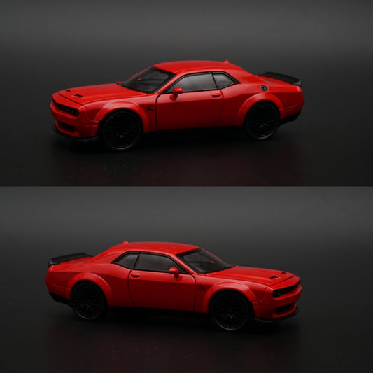 1:32 Dodge Challenger with Lights , Red -  Kunju Vandi  