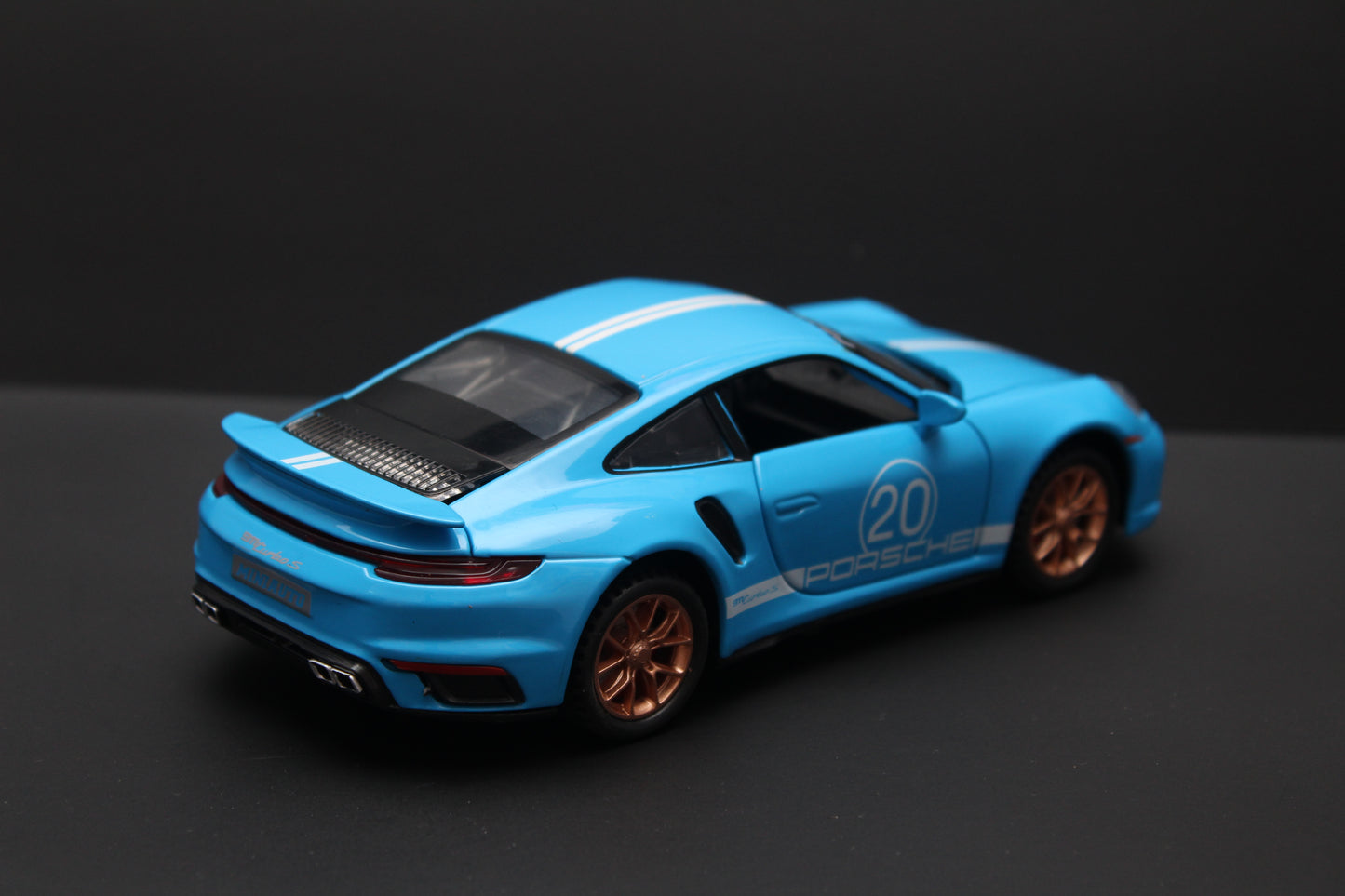 1:32 Porsche 911 turbo Diecast (blue) -  Kunju Vandi  