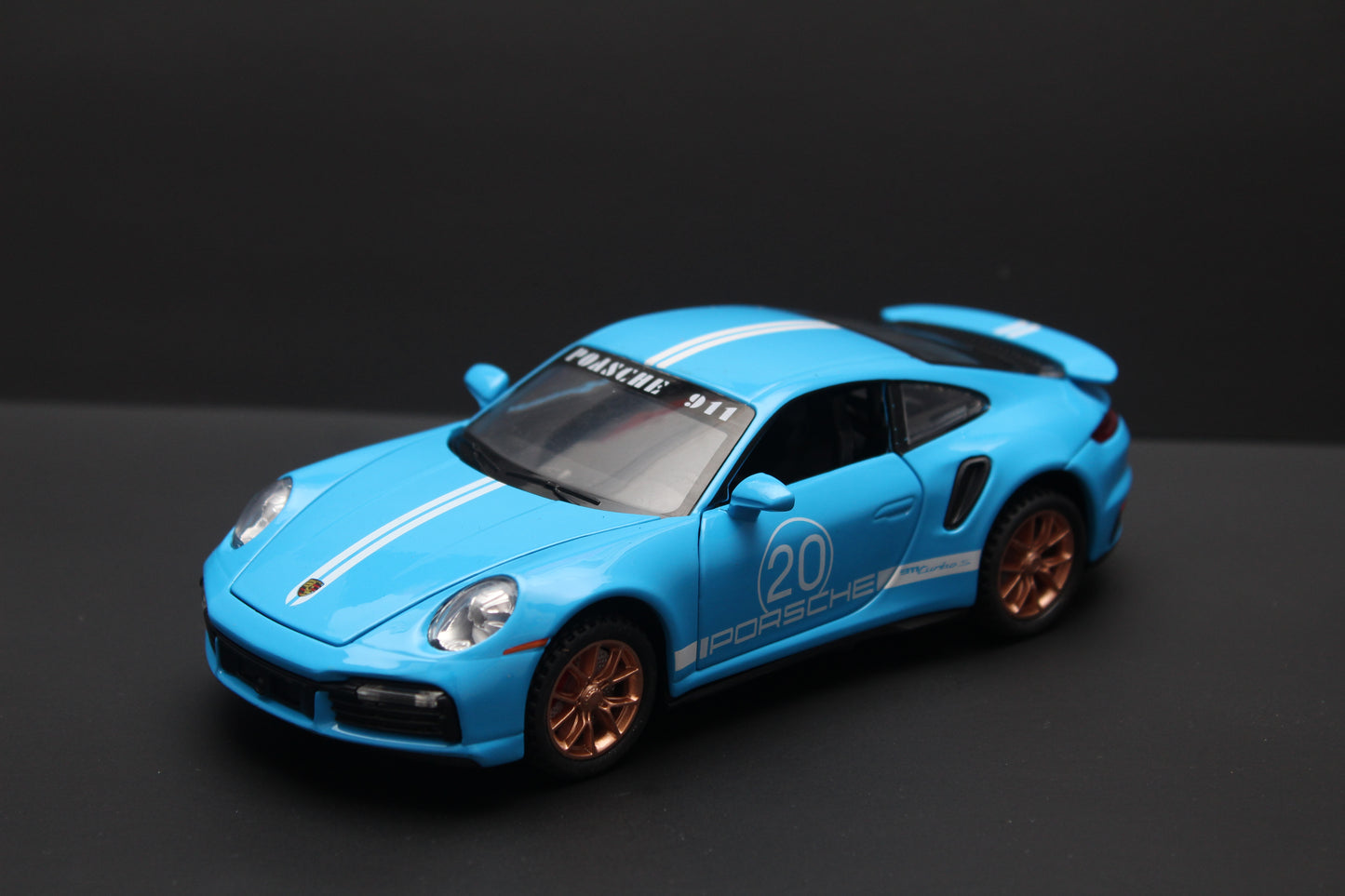 1:32 Porsche 911 turbo Diecast (blue) -  Kunju Vandi  
