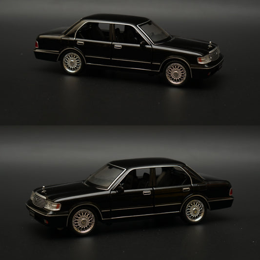 1:32 Toyota Crown Premium Quality , Black -  Kunju Vandi  