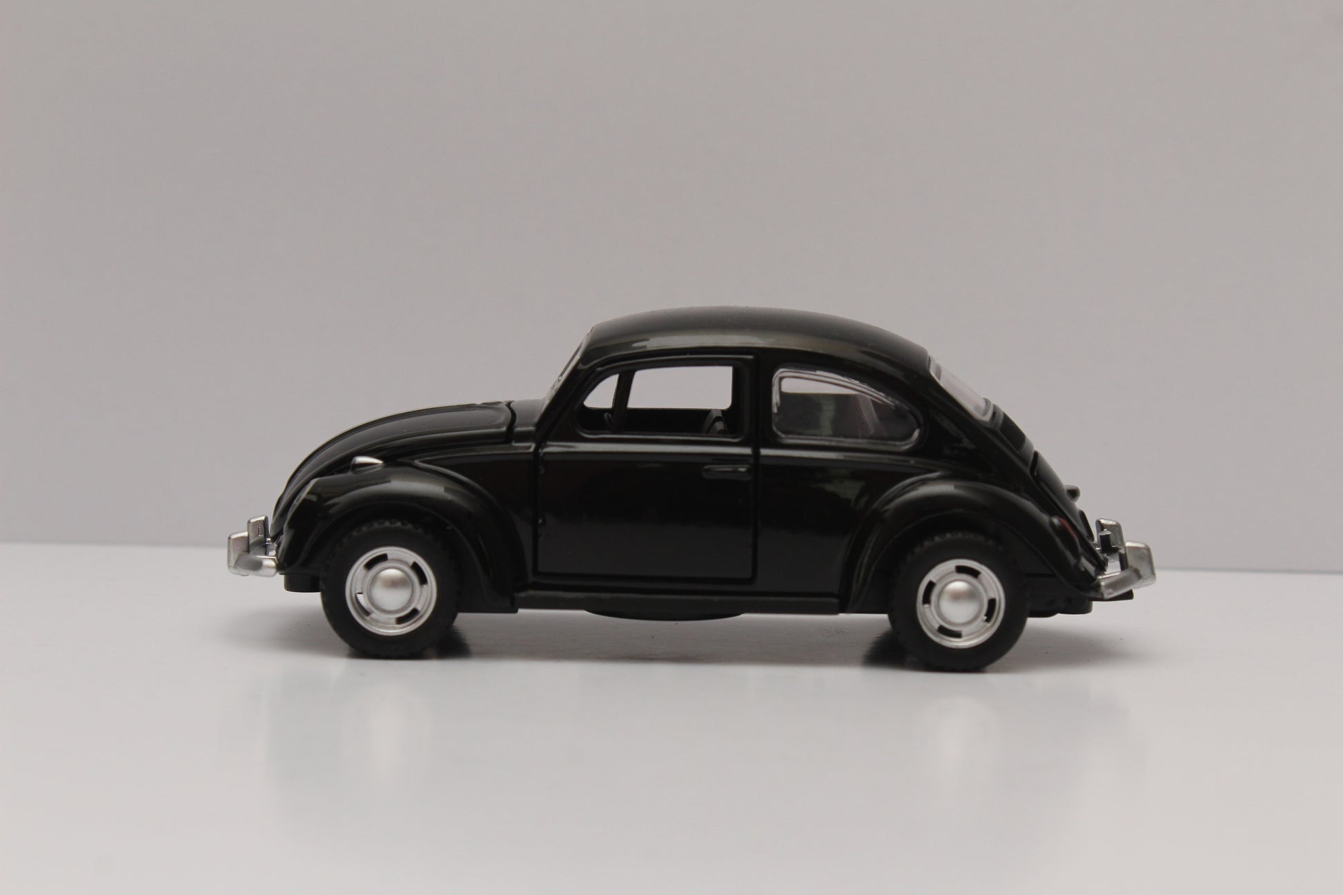 1:36 Beetle Metal Body Black Diecast -  Kunju Vandi  