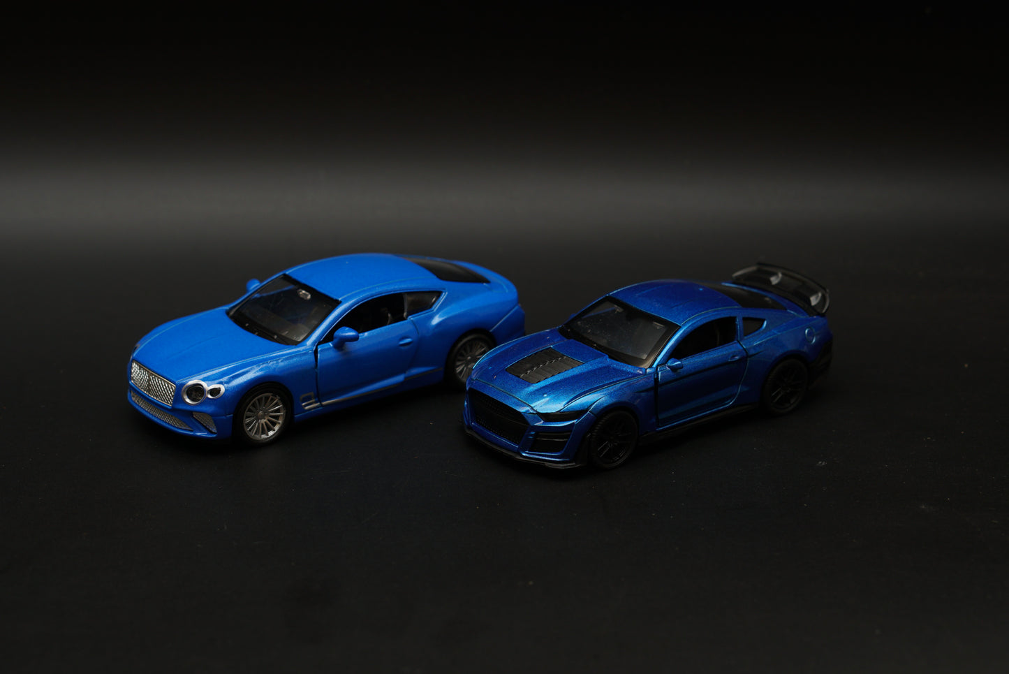 1:36 Bentley , Mustang Diecast Combo (Blue, Blue) -  Kunju Vandi  