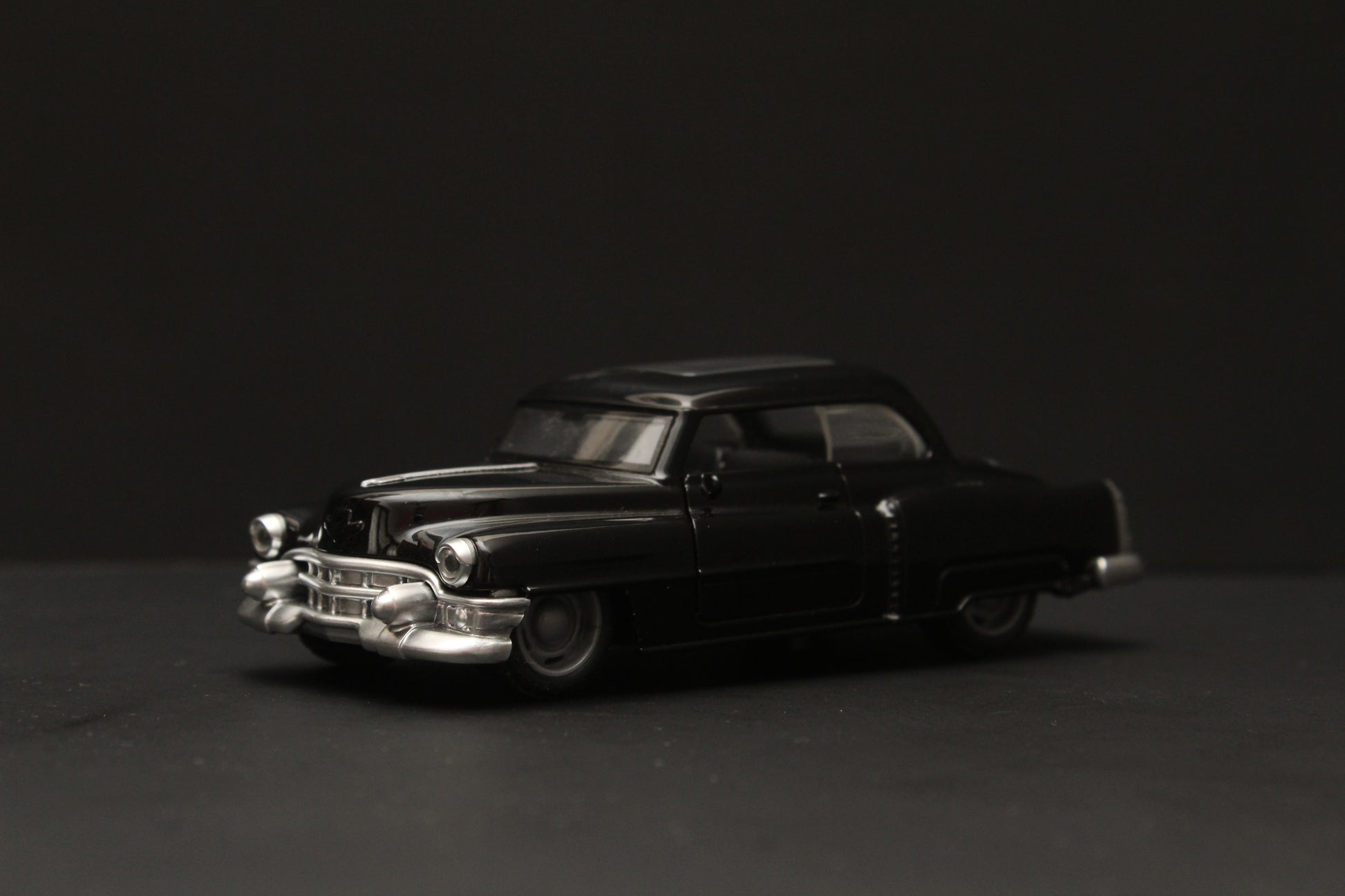 1:36 Cadillac Diecast Car Black -  Kunju Vandi  