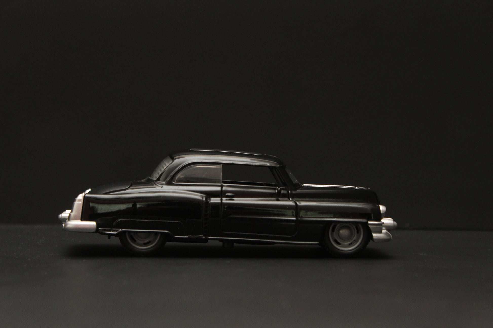1:36 Cadillac Diecast Car Black -  Kunju Vandi  
