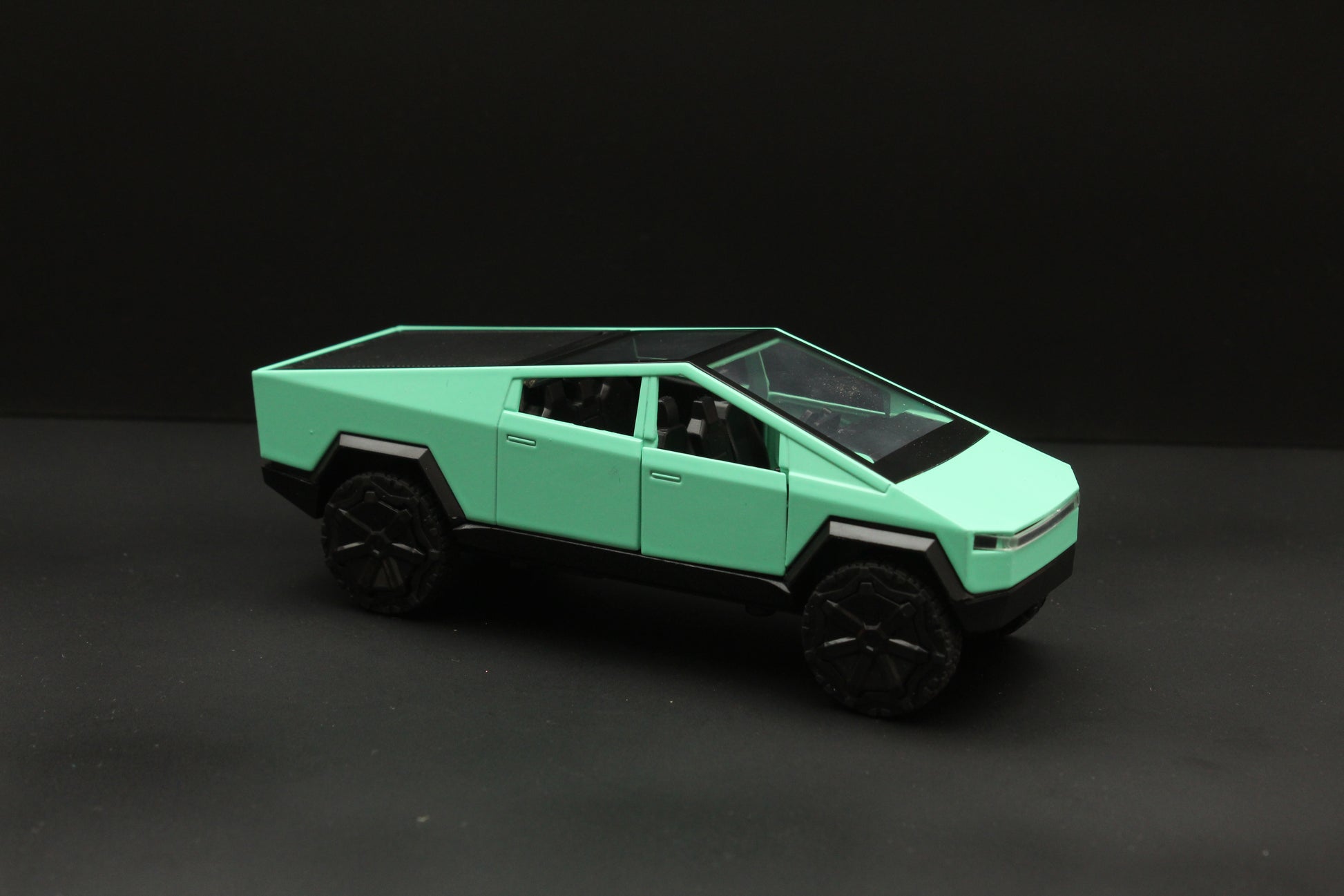1:36  Cybertruck Green Diecast -  Kunju Vandi  